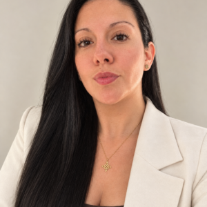 Nicole Parra: transformar la experiencia en bienestar